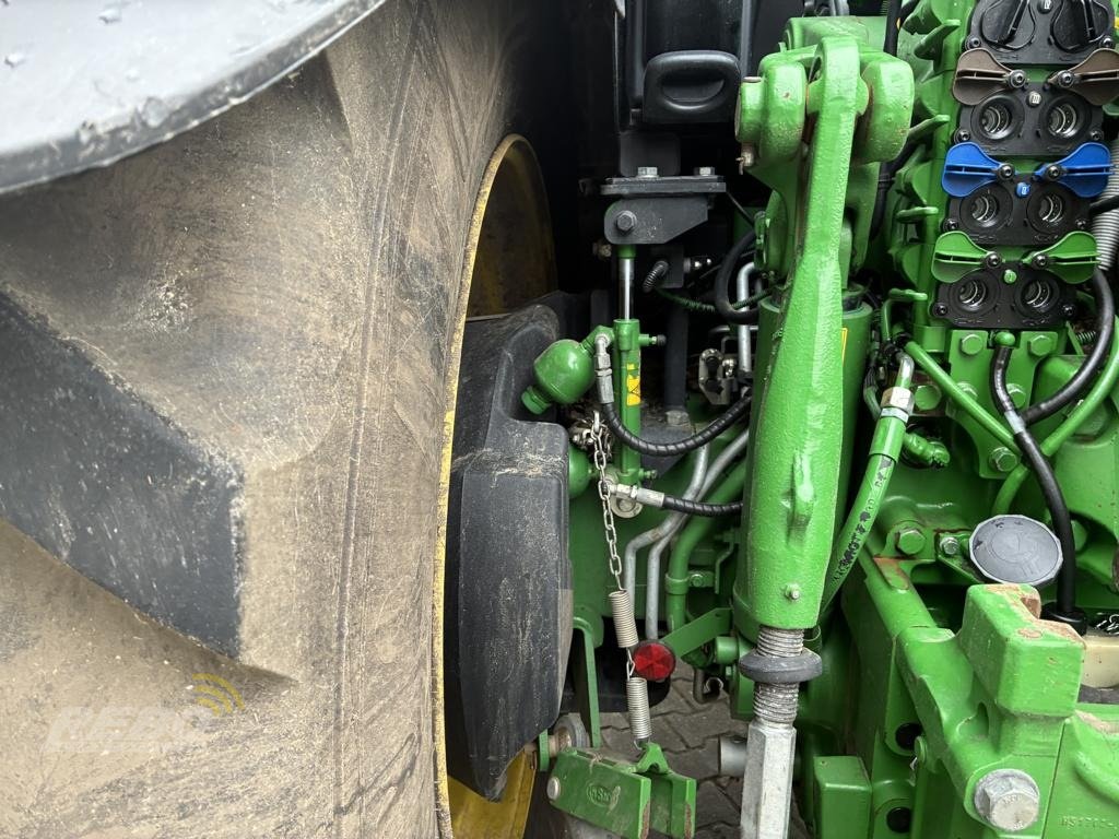 Traktor des Typs John Deere 6215 R, Gebrauchtmaschine in Aurich (Bild 24)