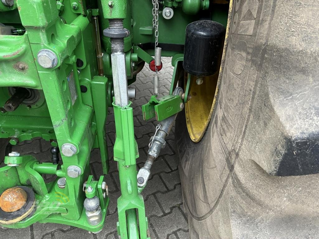 Traktor des Typs John Deere 6215 R, Gebrauchtmaschine in Aurich (Bild 26)