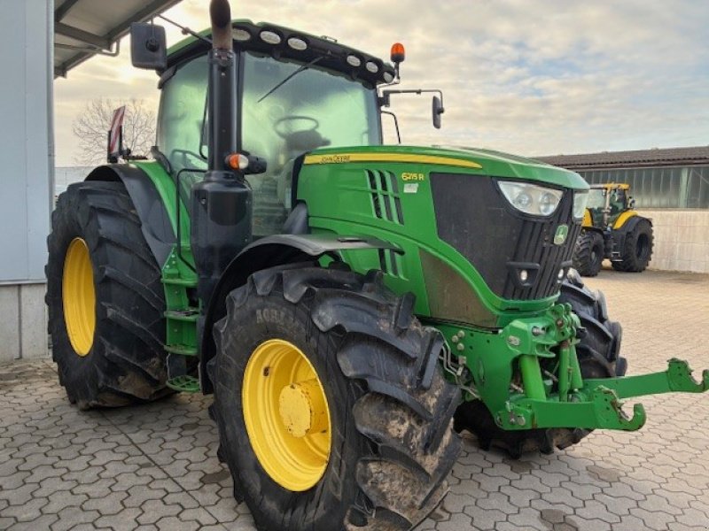 Traktor des Typs John Deere 6215 R, Gebrauchtmaschine in Preetz (Bild 2)