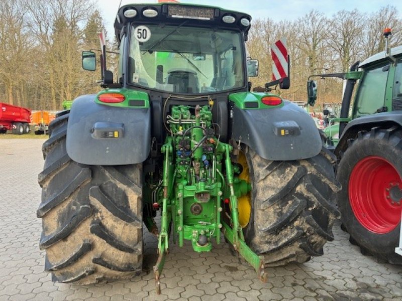 Traktor des Typs John Deere 6215 R, Gebrauchtmaschine in Preetz (Bild 4)