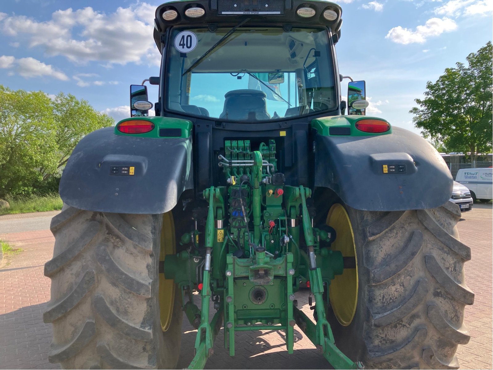 Traktor типа John Deere 6215 R, Gebrauchtmaschine в Goldberg (Фотография 5)