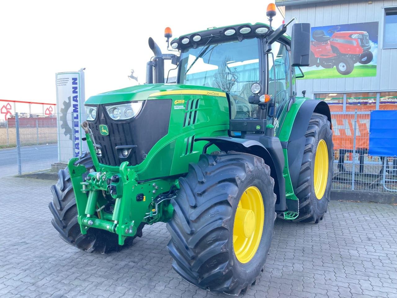Traktor tipa John Deere 6215 R, Gebrauchtmaschine u Stuhr (Slika 1)