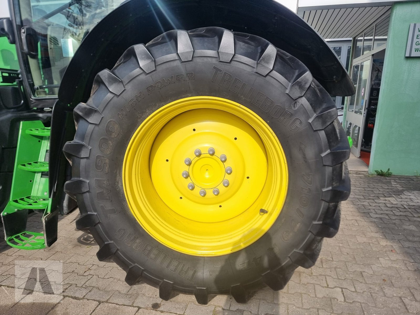 Traktor typu John Deere 6215R 6215 R, Gebrauchtmaschine v Regensburg (Obrázek 12)