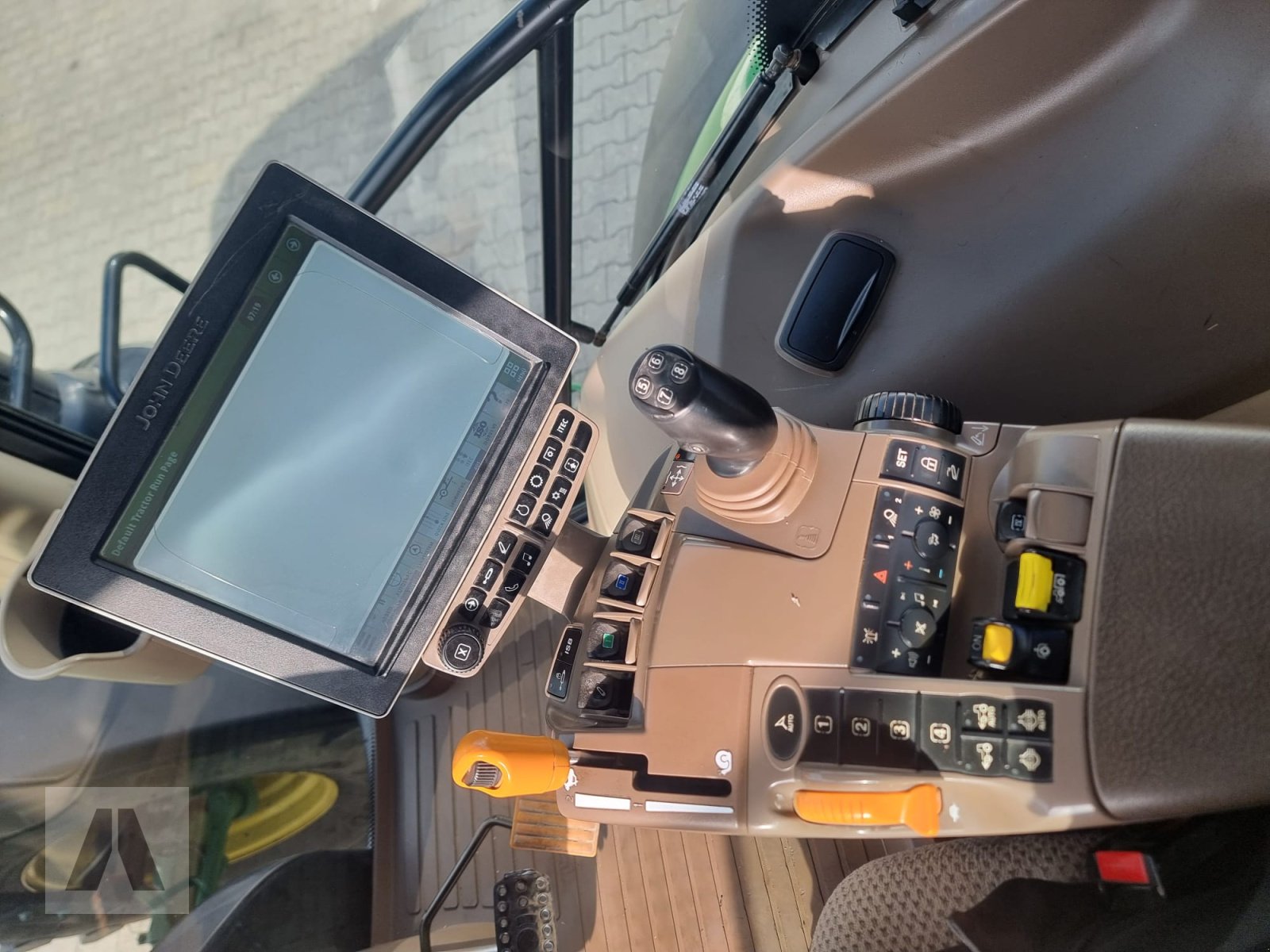 Traktor typu John Deere 6215R 6215 R, Gebrauchtmaschine v Regensburg (Obrázek 20)