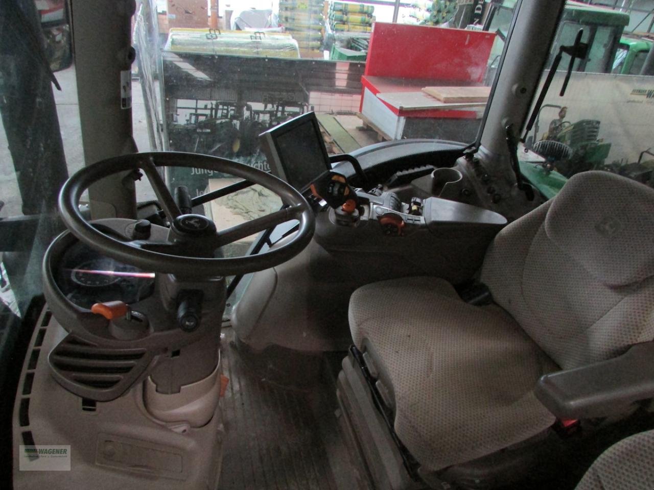 Traktor tip John Deere 6215R  AP-50, Gebrauchtmaschine in Bad Wildungen - Wega (Poză 3)