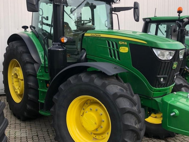Traktor des Typs John Deere 6215R AP40 COMMAND PRO, Neumaschine in Jahnatal (Bild 1)