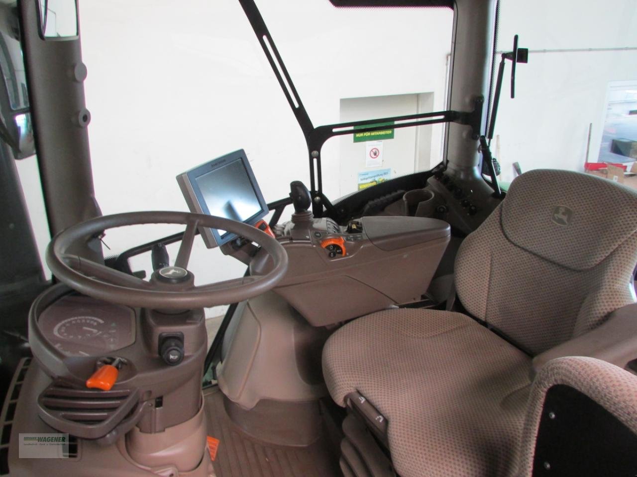 Traktor Türe ait John Deere 6215R  AP50, Gebrauchtmaschine içinde Bad Wildungen - Wega (resim 3)