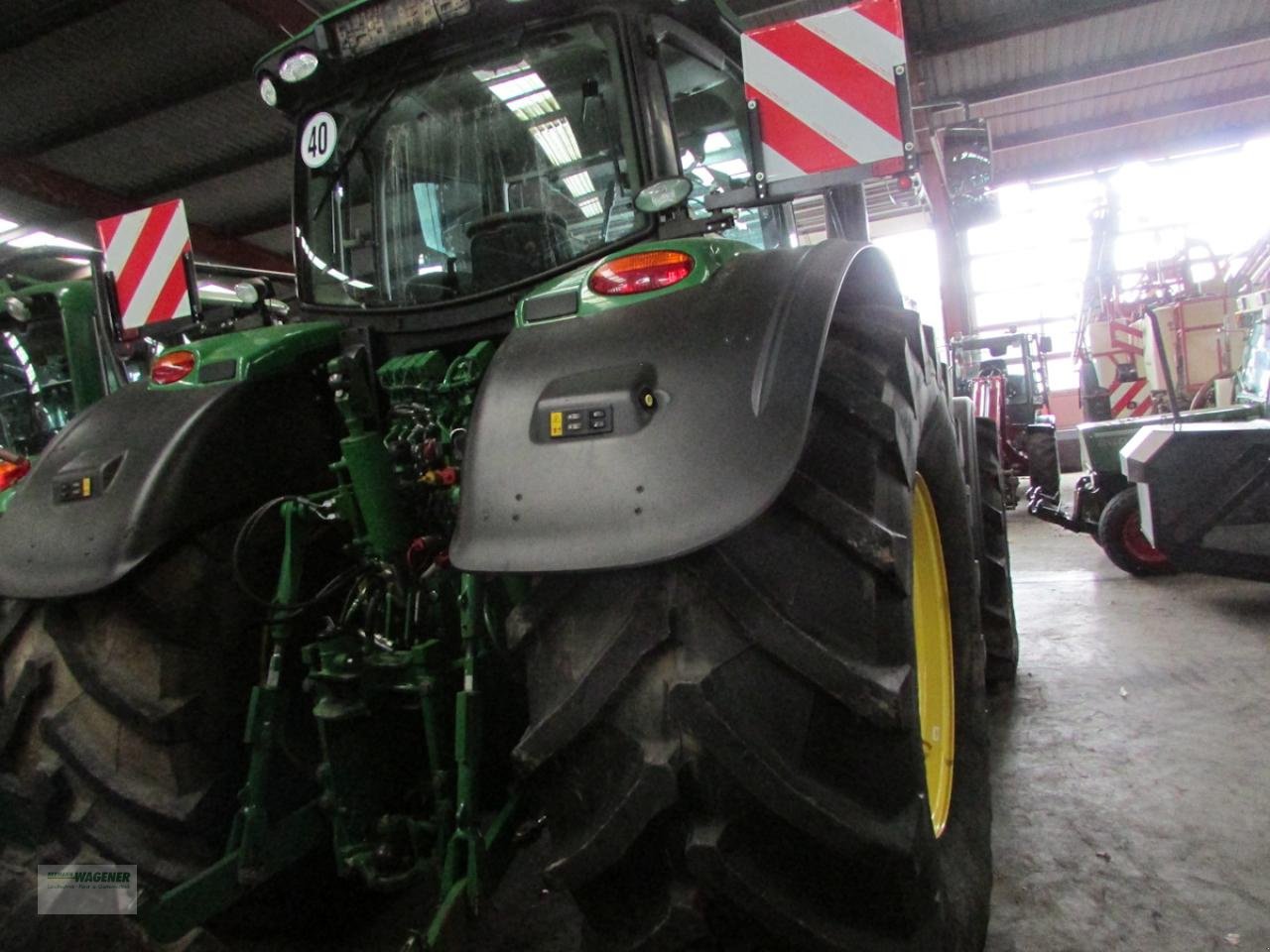 Traktor del tipo John Deere 6215R  AQ+E40, Gebrauchtmaschine In Bad Wildungen - Wega (Immagine 2)