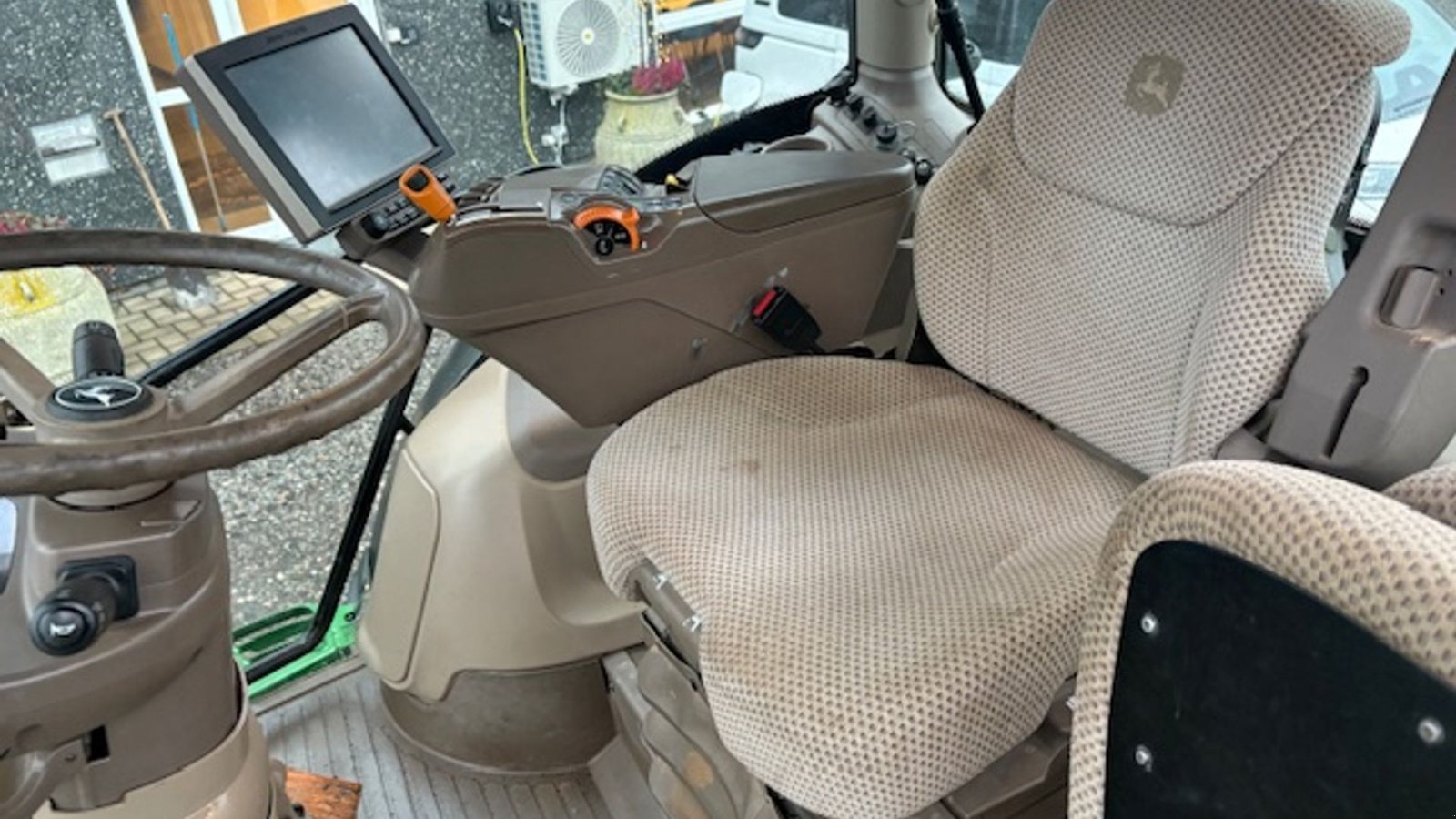 Traktor типа John Deere 6215R AUTOPOWER, GPS KLAR, FRONTLIFT, VALGFRIT TRÆK, Gebrauchtmaschine в Dronninglund (Фотография 17)