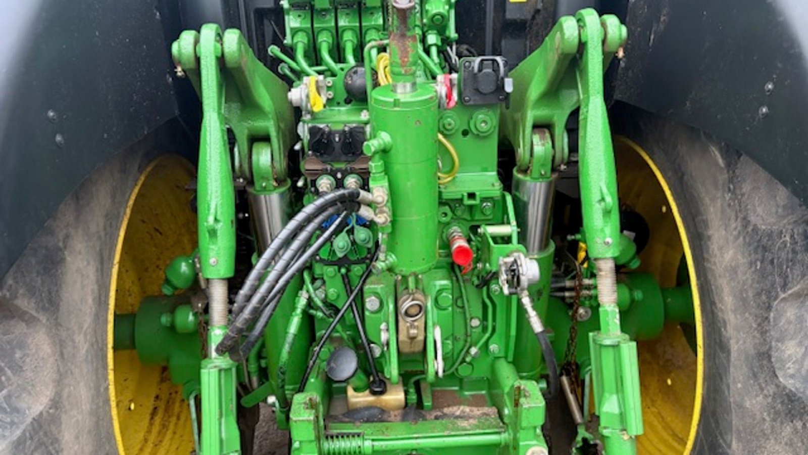 Traktor of the type John Deere 6215R AUTOPOWER, GPS KLAR, FRONTLIFT, VALGFRIT TRÆK, Gebrauchtmaschine in Dronninglund (Picture 13)