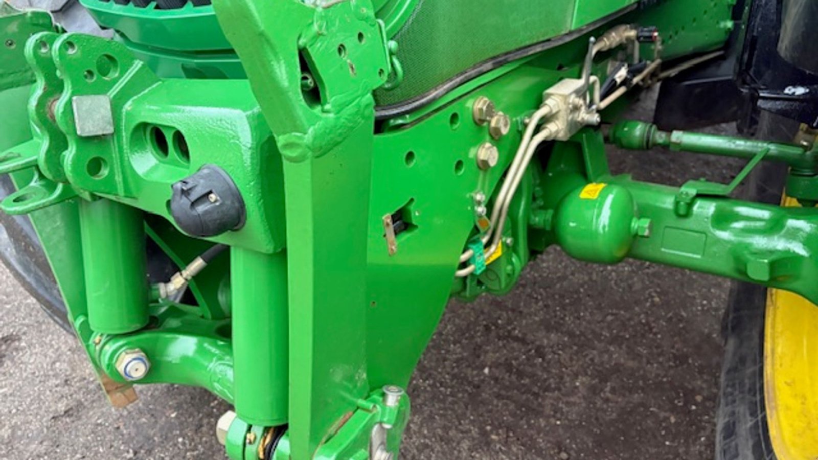 Traktor of the type John Deere 6215R AUTOPOWER, GPS KLAR, FRONTLIFT, VALGFRIT TRÆK, Gebrauchtmaschine in Dronninglund (Picture 3)