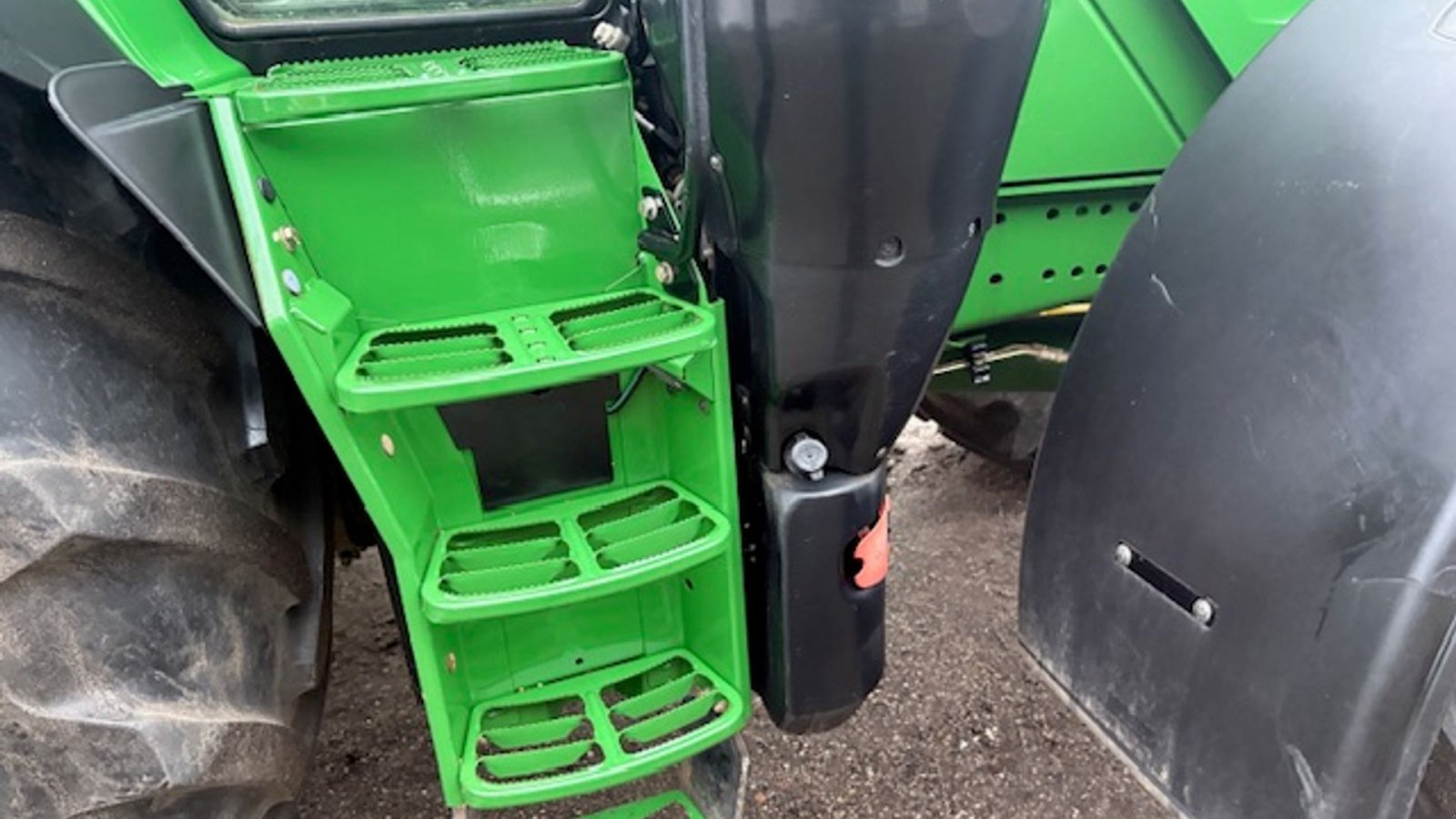 Traktor of the type John Deere 6215R AUTOPOWER, GPS KLAR, FRONTLIFT, VALGFRIT TRÆK, Gebrauchtmaschine in Dronninglund (Picture 10)