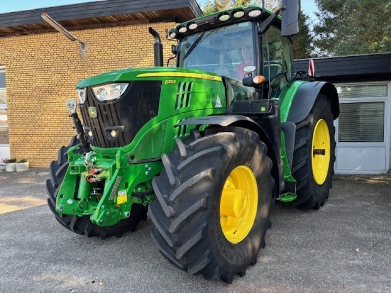Traktor типа John Deere 6215R Autopower m/frontlift, Gebrauchtmaschine в Toftlund (Фотография 1)