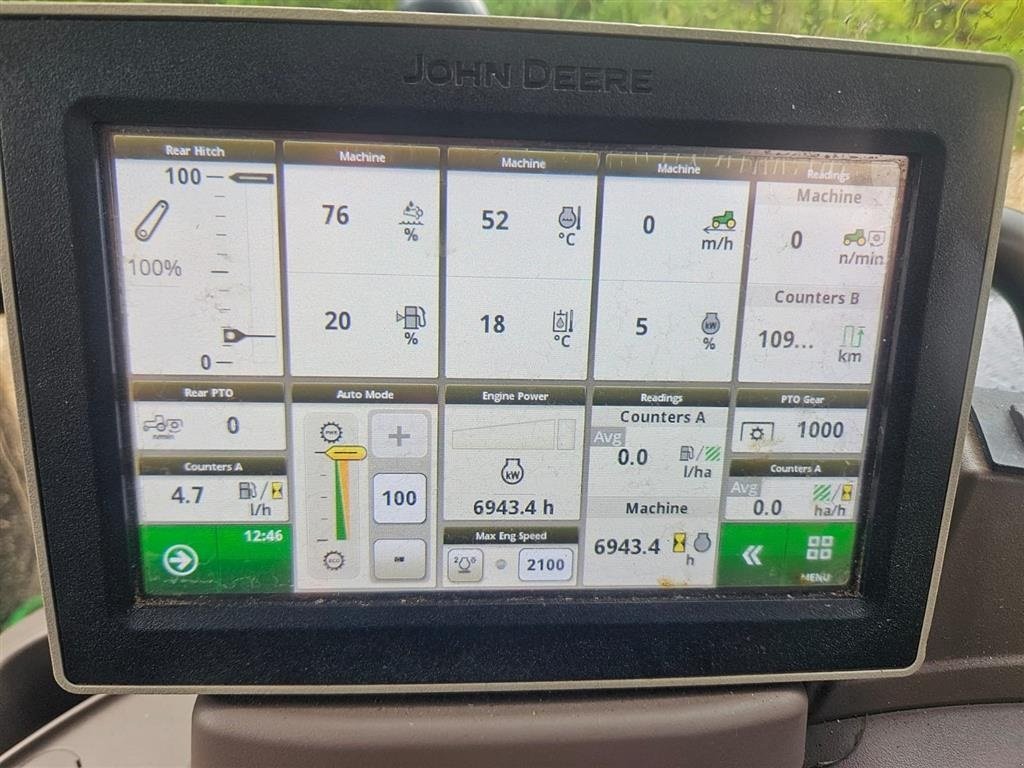 Traktor of the type John Deere 6215R Front PTO. Front Lift. Affjedret foraksel og kabine. Power Beyond. Mange på lager!!!, Gebrauchtmaschine in Kolding (Picture 11)