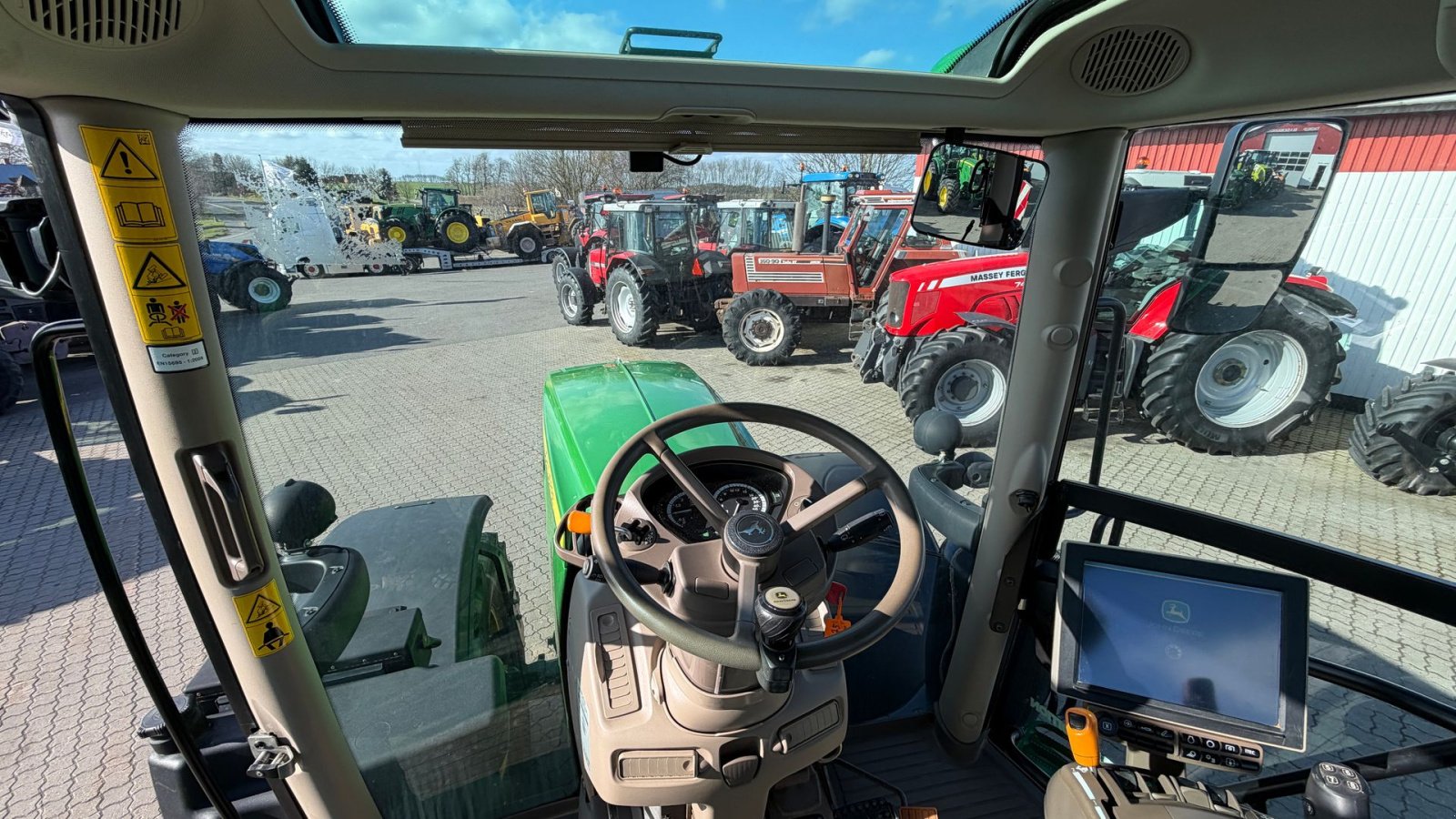 Traktor Türe ait John Deere 6215R KUN 5100 TIMER!, Gebrauchtmaschine içinde Nørager (resim 18)