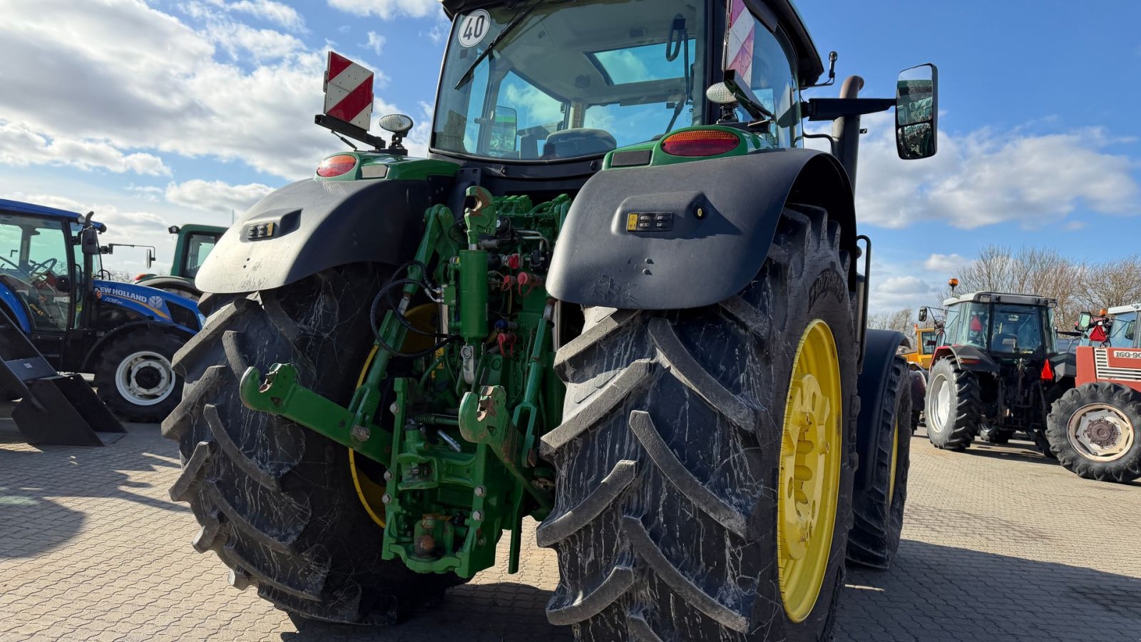 Traktor Türe ait John Deere 6215R KUN 5100 TIMER!, Gebrauchtmaschine içinde Nørager (resim 12)