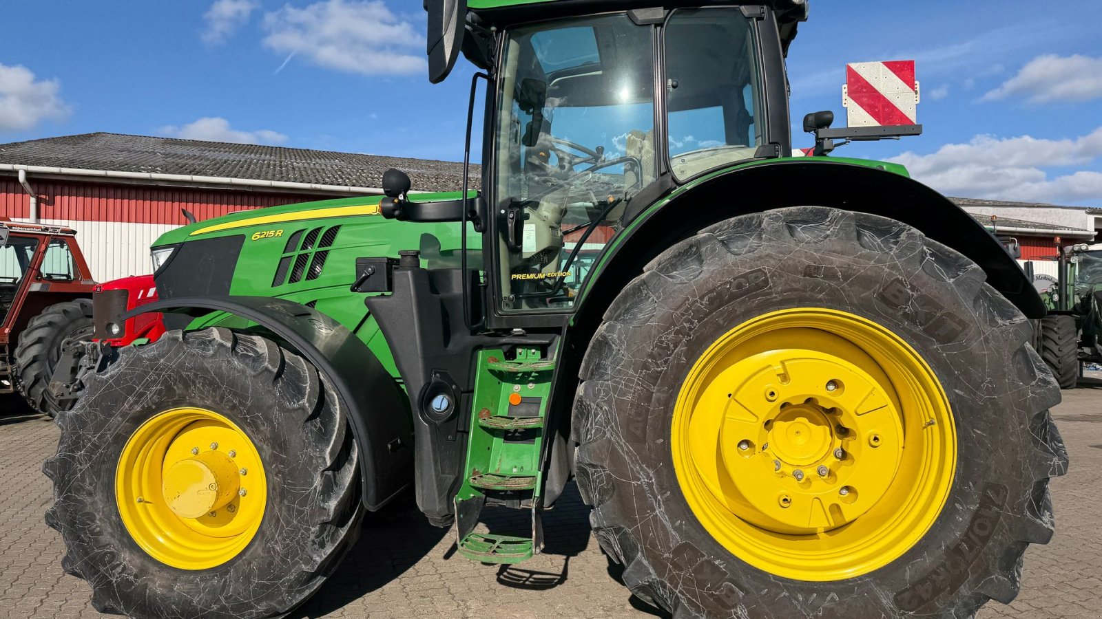 Traktor Türe ait John Deere 6215R KUN 5100 TIMER!, Gebrauchtmaschine içinde Nørager (resim 4)