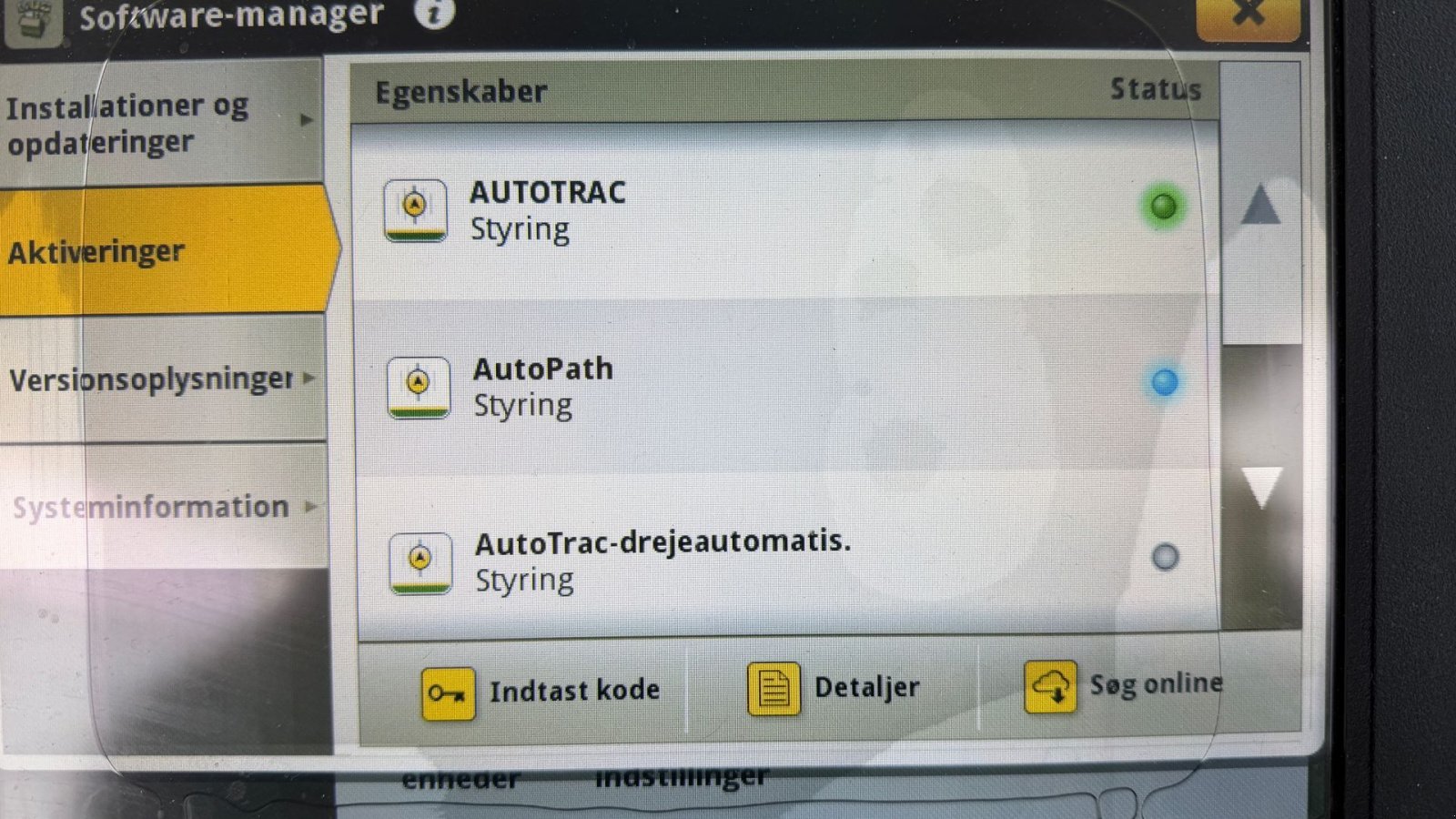 Traktor of the type John Deere 6215R MED FRONT PTO OG NYE DÆK!, Gebrauchtmaschine in Nørager (Picture 21)