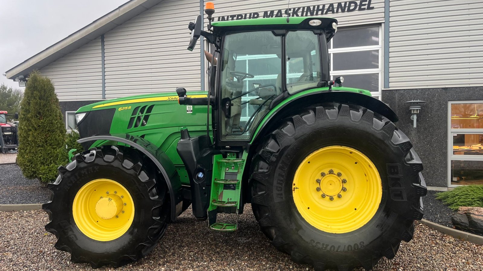 Traktor del tipo John Deere 6215R Med frontlift, Gebrauchtmaschine en Lintrup (Imagen 13)