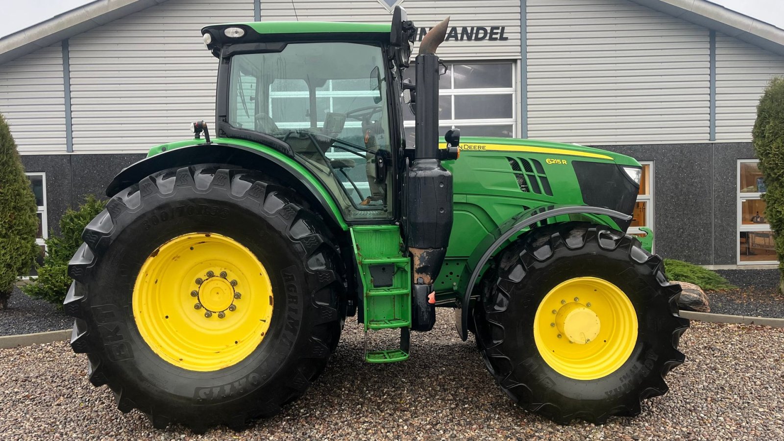 Traktor del tipo John Deere 6215R Med frontlift, Gebrauchtmaschine en Lintrup (Imagen 10)