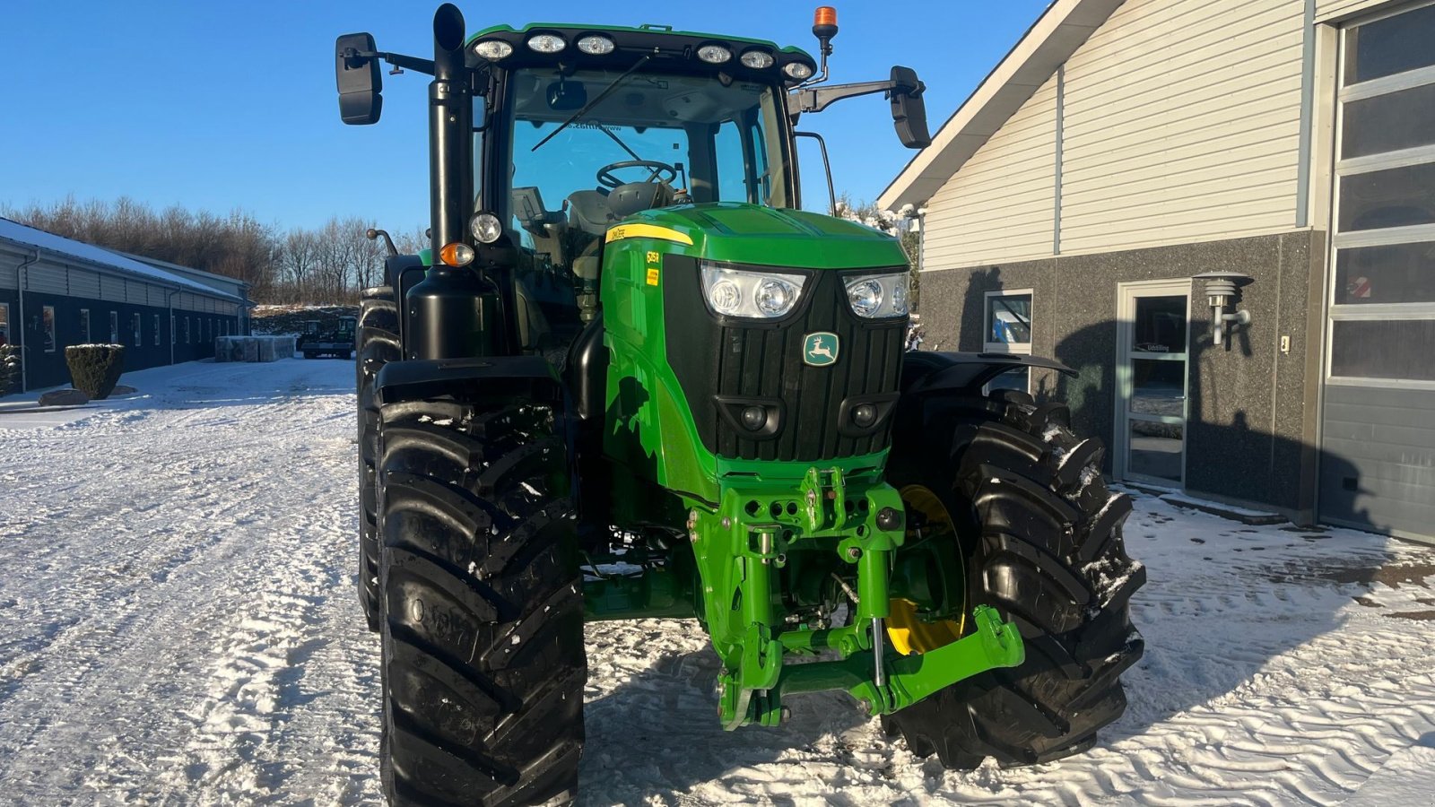 Traktor typu John Deere 6215R Med frontlift, Gebrauchtmaschine v Lintrup (Obrázek 20)