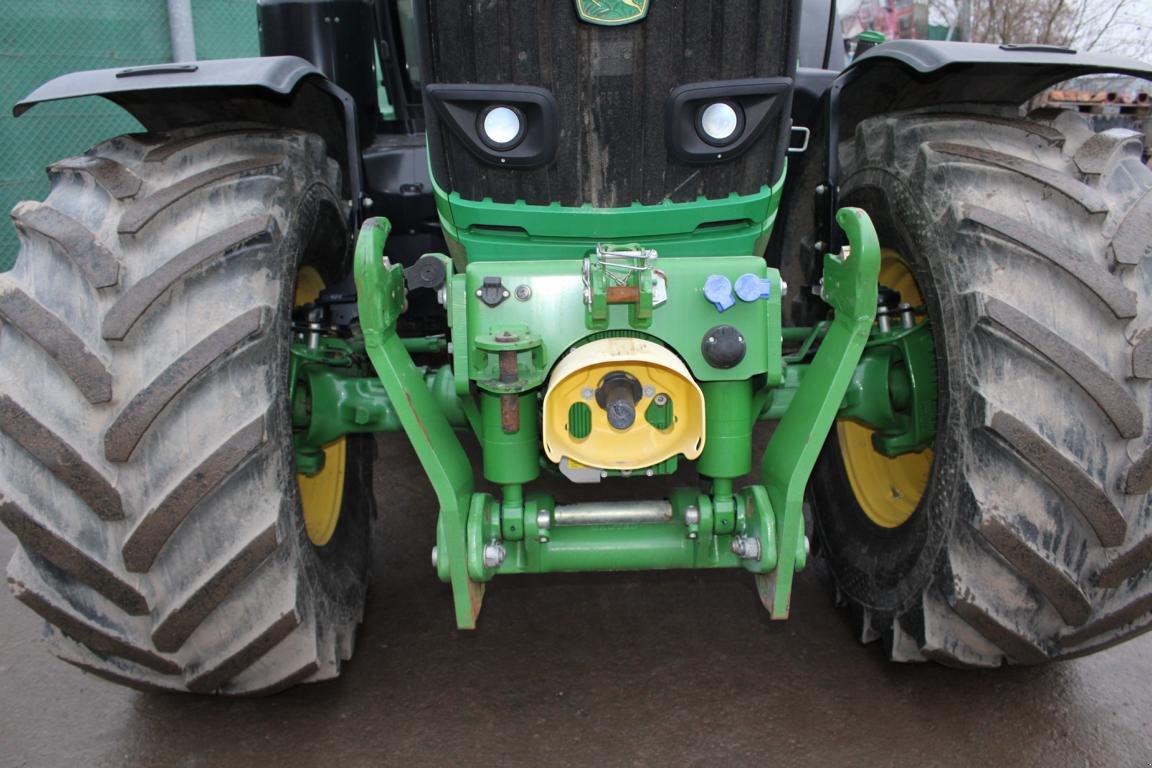 Traktor typu John Deere 6215R - Nr.: 086, Gebrauchtmaschine v Regensburg (Obrázek 8)
