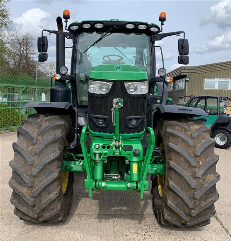 Traktor typu John Deere 6215R SOLGT!!! Command Arm. Premium og Comfort pakke., Gebrauchtmaschine v Kolding (Obrázek 7)