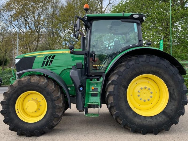 Traktor του τύπου John Deere 6215R SOLGT!!! Command Arm. Premium og Comfort pakke., Gebrauchtmaschine σε Kolding (Φωτογραφία 1)