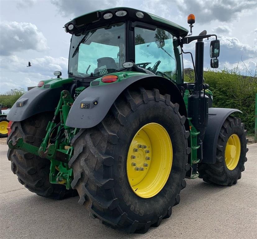 Traktor typu John Deere 6215R SOLGT!!! Command Arm. Premium og Comfort pakke., Gebrauchtmaschine v Kolding (Obrázek 4)