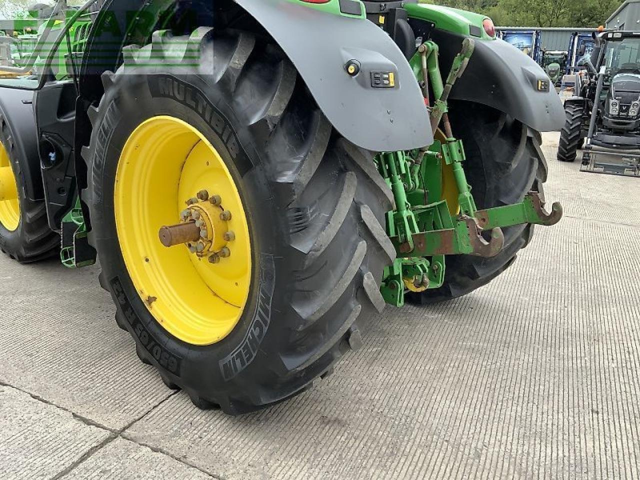 Traktor типа John Deere 6215r (st23802), Gebrauchtmaschine в SHAFTESBURY (Фотография 18)