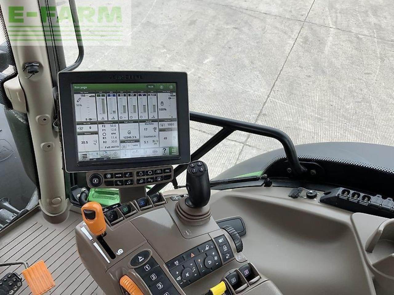 Traktor of the type John Deere 6215r tractor (st23353), Gebrauchtmaschine in SHAFTESBURY (Picture 20)