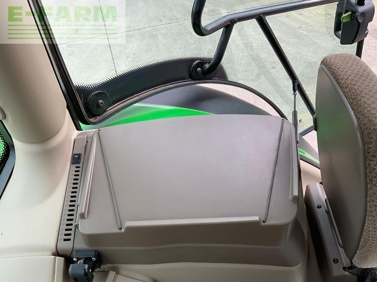 Traktor typu John Deere 6215r tractor (st23802), Gebrauchtmaschine v SHAFTESBURY (Obrázek 23)