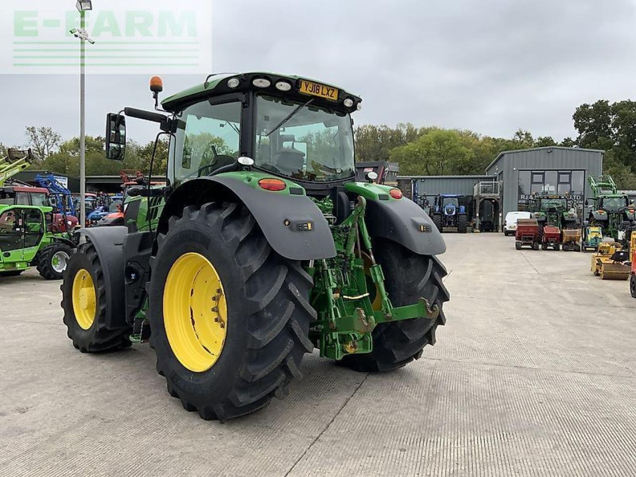 Traktor des Typs John Deere 6215r tractor (st23985), Gebrauchtmaschine in SHAFTESBURY (Bild 7)