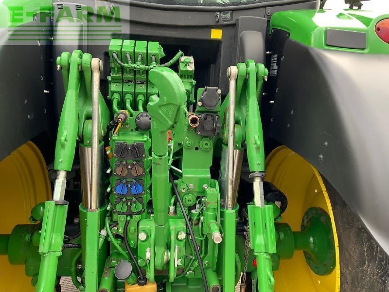 Traktor typu John Deere 6215r tractor (st24044), Gebrauchtmaschine v SHAFTESBURY (Obrázek 15)