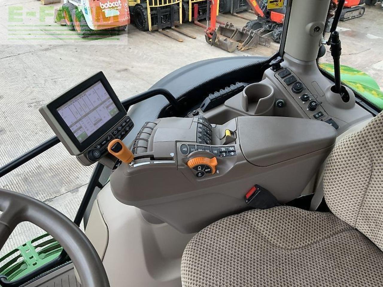 Traktor от тип John Deere 6215r tractor (st24044), Gebrauchtmaschine в SHAFTESBURY (Снимка 22)