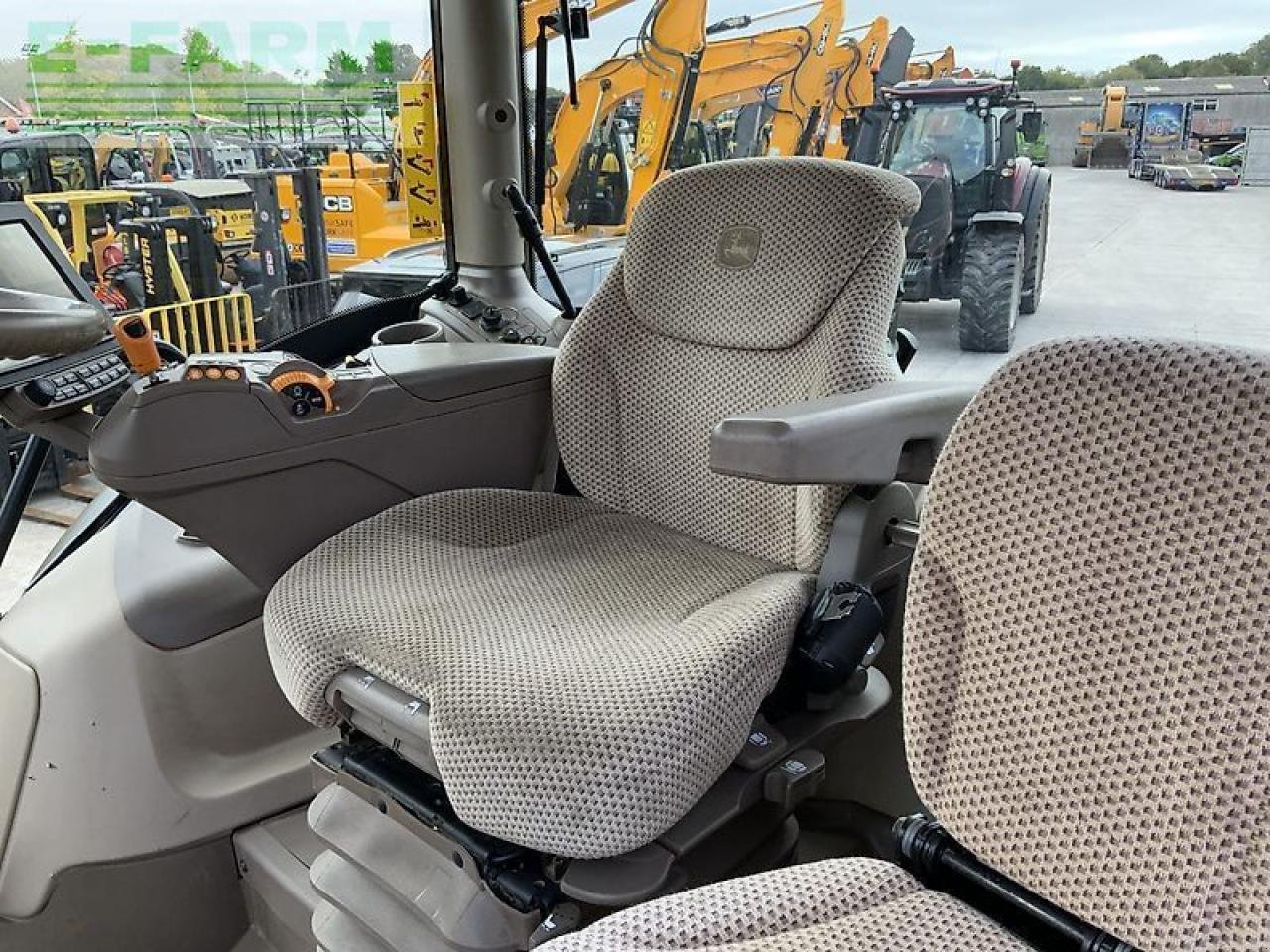 Traktor des Typs John Deere 6215r tractor (st24428), Gebrauchtmaschine in SHAFTESBURY (Bild 22)