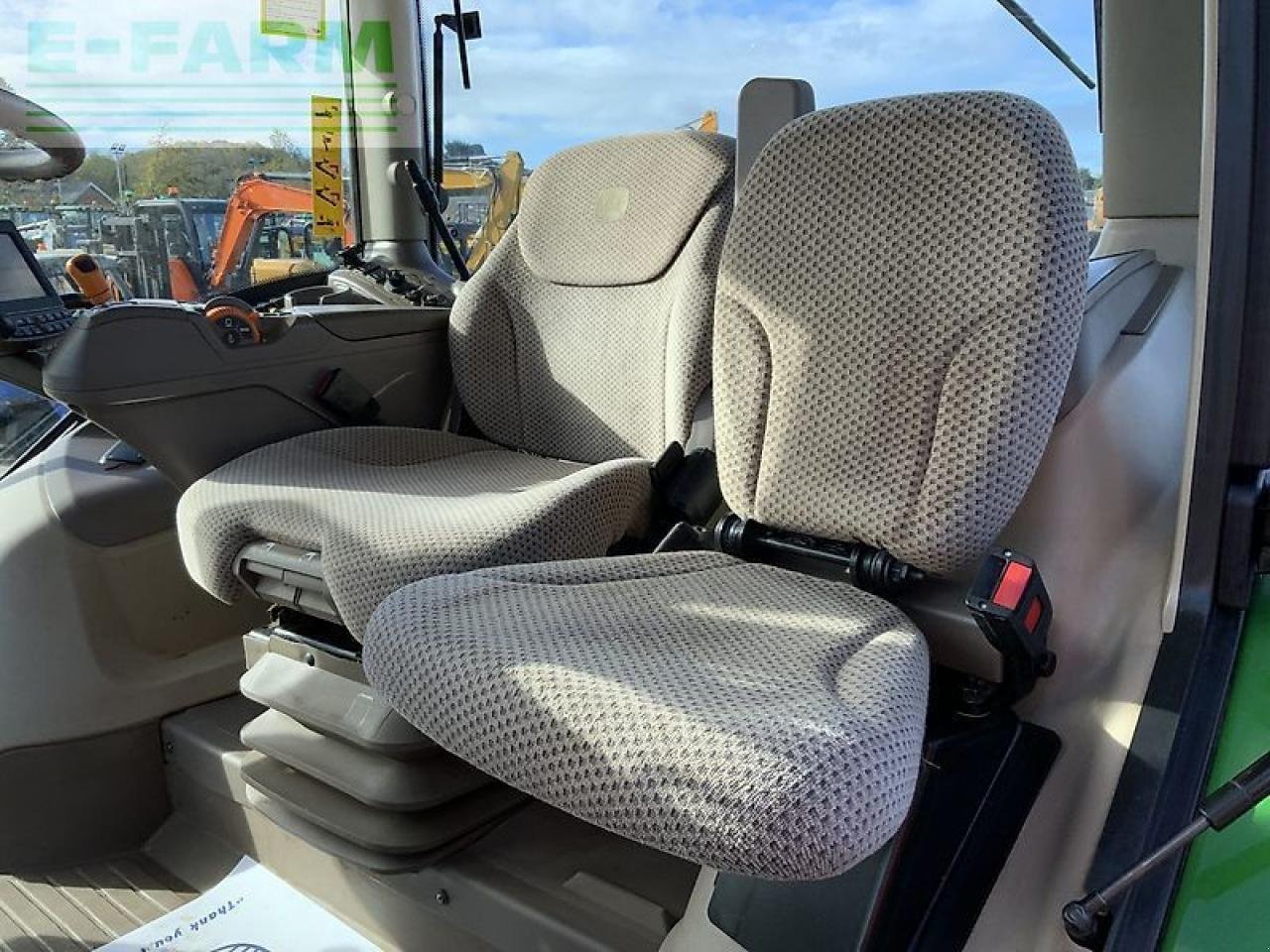 Traktor of the type John Deere 6215r tractor (st24593), Gebrauchtmaschine in SHAFTESBURY (Picture 18)