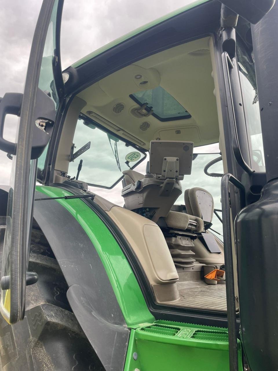 Traktor типа John Deere 6215R Ultimate, Gebrauchtmaschine в Aspach (Фотография 20)