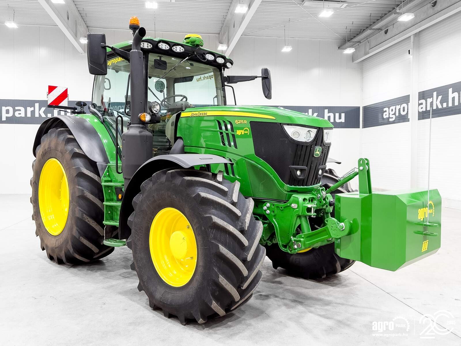 Traktor typu John Deere 6215R, Gebrauchtmaschine v Csengele (Obrázek 2)