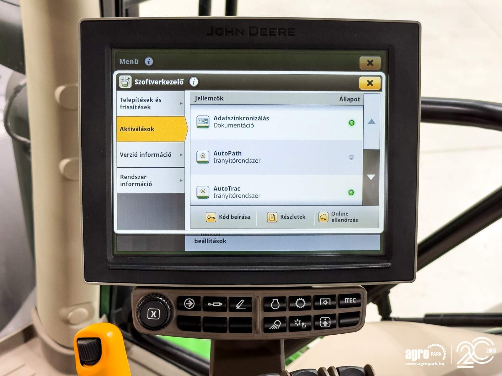 Traktor typu John Deere 6215R, Gebrauchtmaschine v Csengele (Obrázek 20)