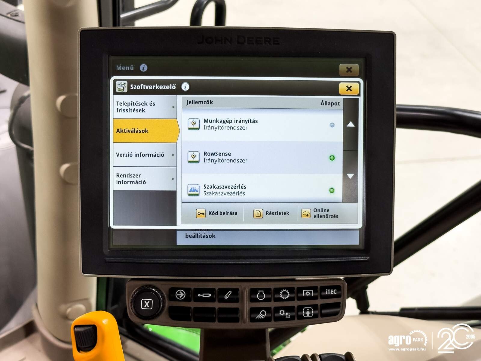 Traktor typu John Deere 6215R, Gebrauchtmaschine v Csengele (Obrázek 24)