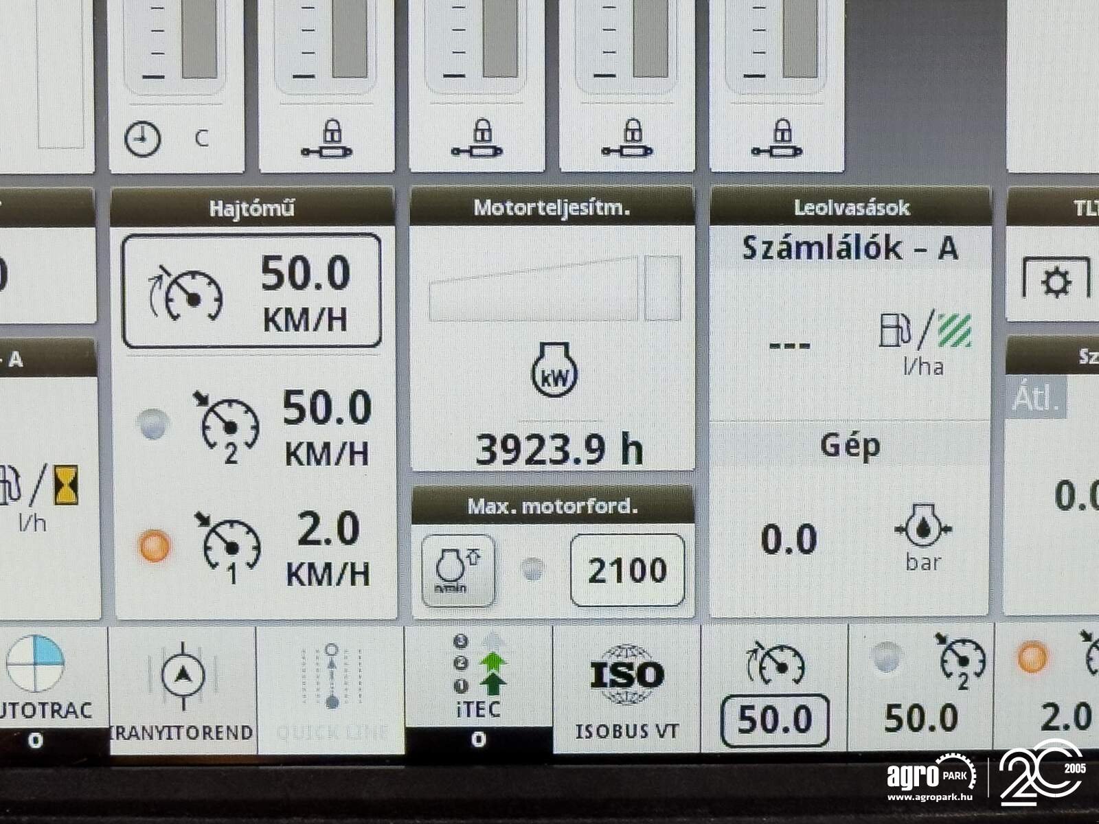 Traktor typu John Deere 6215R, Gebrauchtmaschine w Csengele (Zdjęcie 10)