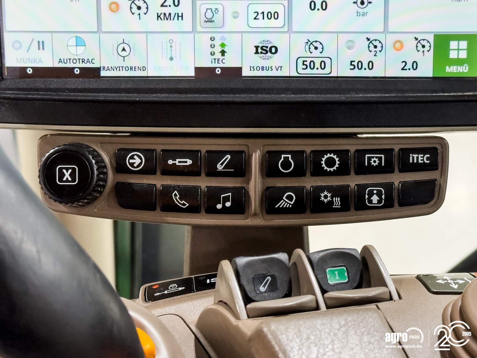 Traktor typu John Deere 6215R, Gebrauchtmaschine w Csengele (Zdjęcie 20)