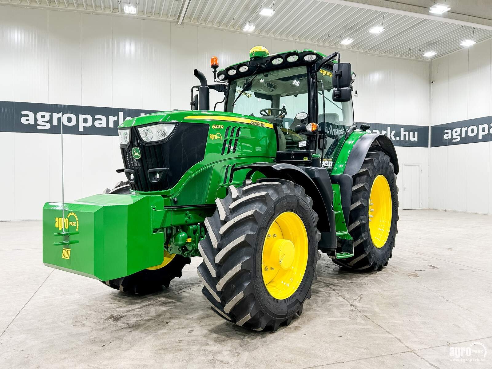 Traktor del tipo John Deere 6215R, Gebrauchtmaschine en Csengele (Imagen 1)