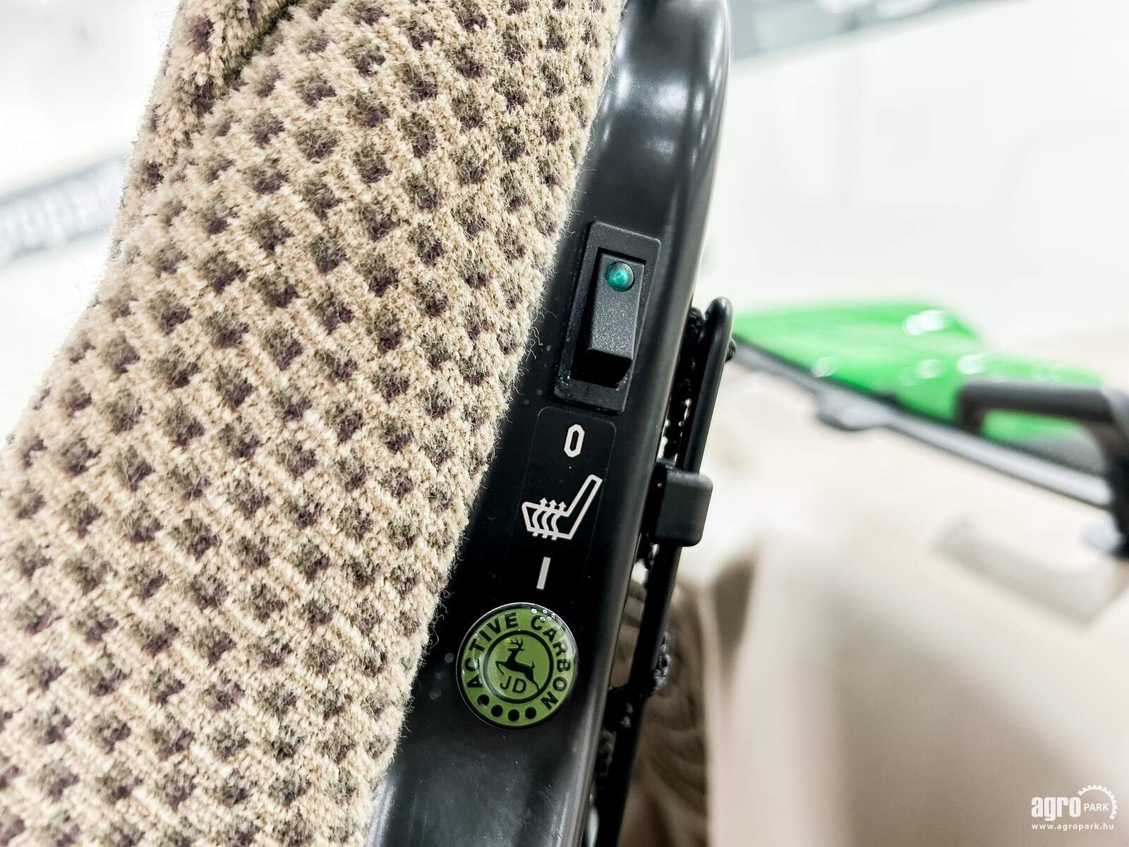 Traktor del tipo John Deere 6215R, Gebrauchtmaschine en Csengele (Imagen 12)