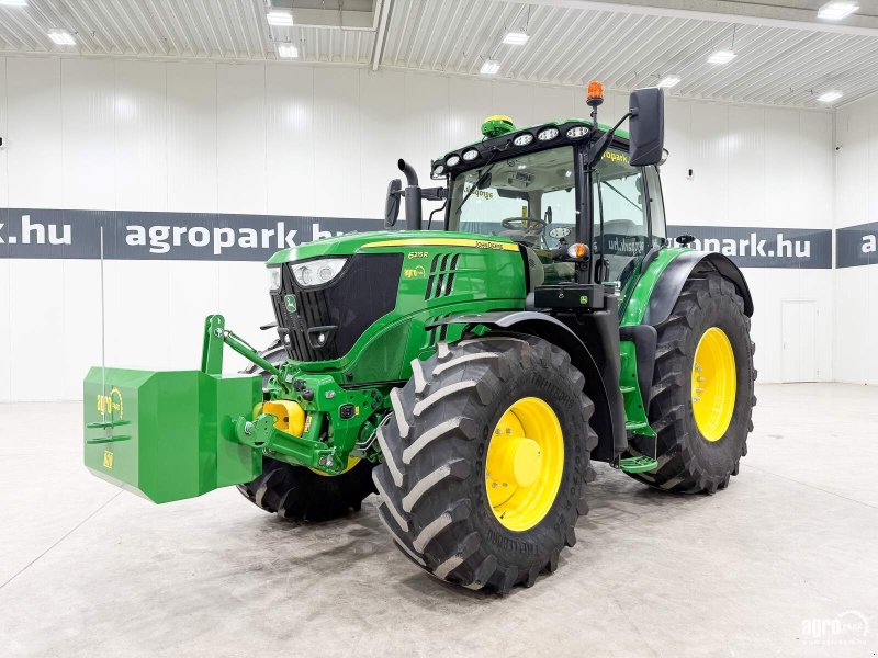 Traktor tipa John Deere 6215R, Gebrauchtmaschine u Csengele (Slika 1)