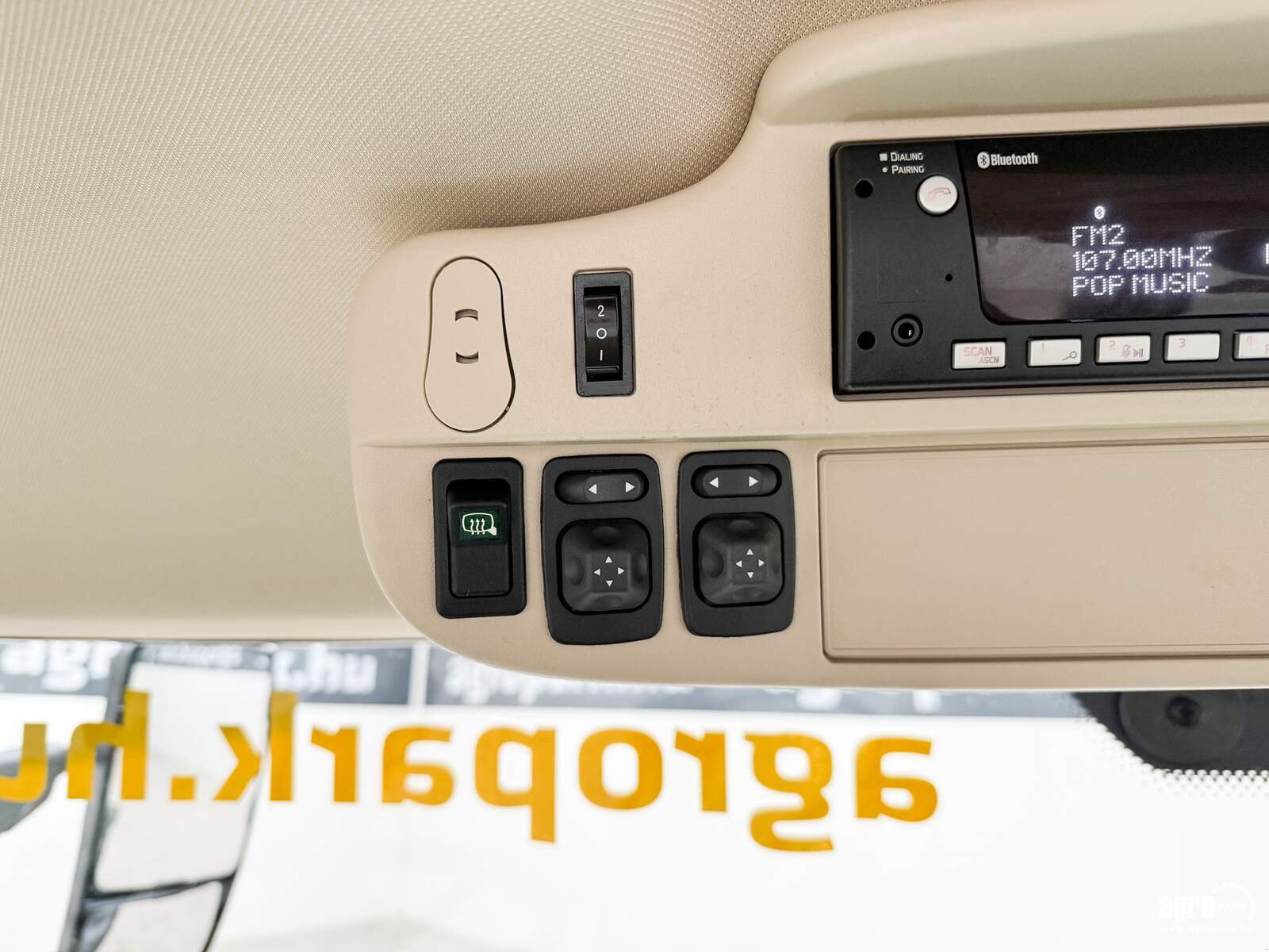 Traktor типа John Deere 6215R, Gebrauchtmaschine в Csengele (Фотография 22)