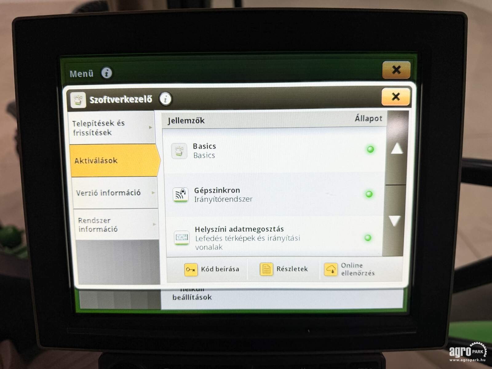 Traktor типа John Deere 6215R, Gebrauchtmaschine в Csengele (Фотография 26)