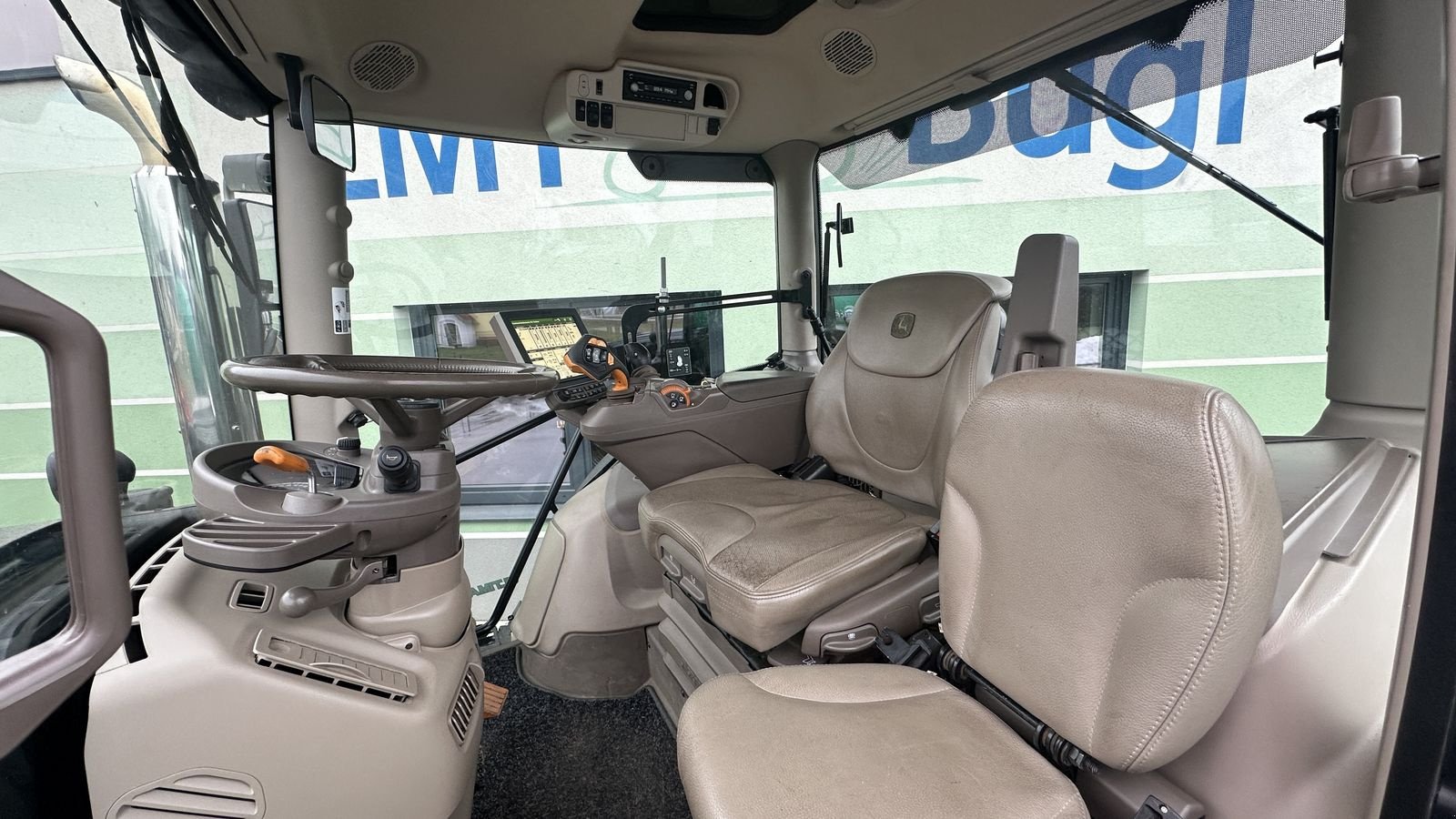 Traktor типа John Deere 6215R, Gebrauchtmaschine в Hürm (Фотография 10)