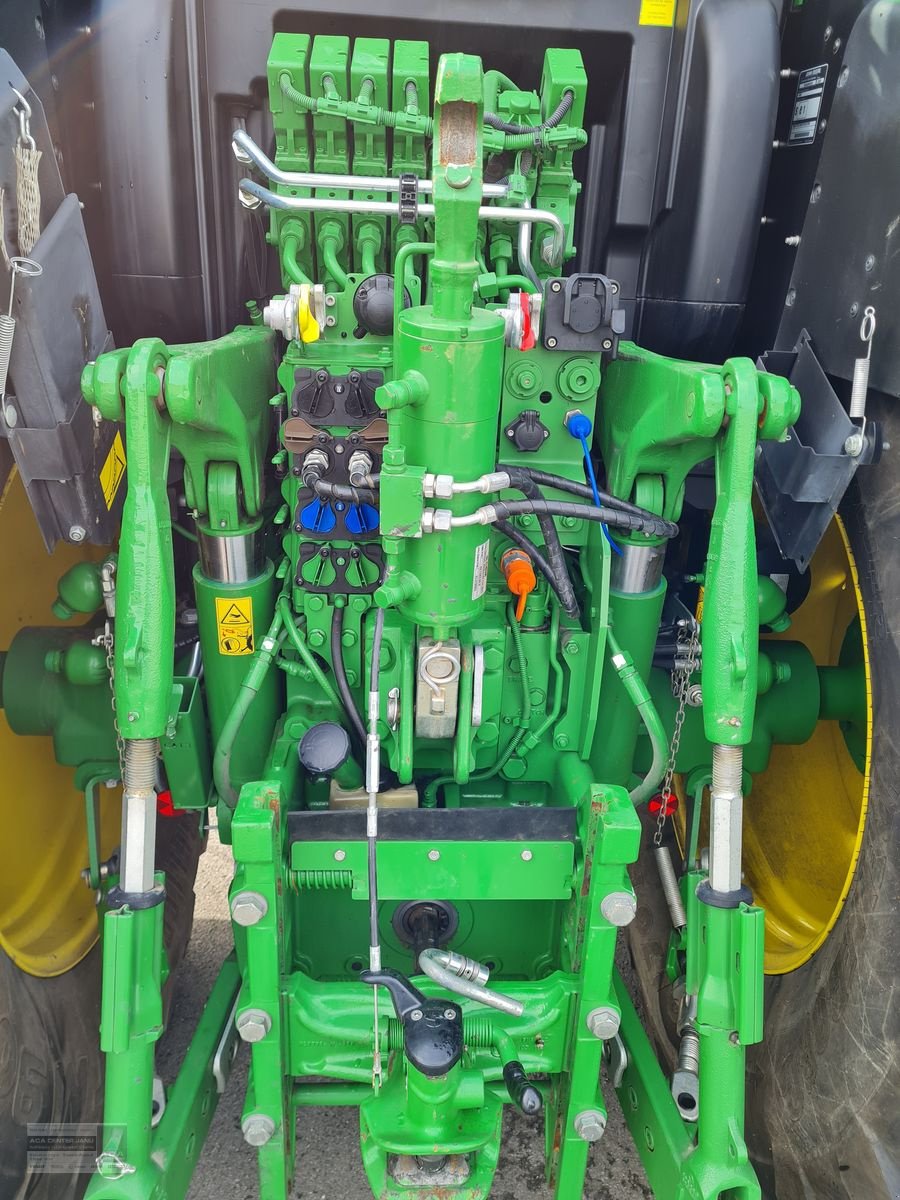 Traktor des Typs John Deere 6215R, Gebrauchtmaschine in Gerasdorf (Bild 18)